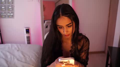 Snapshot of abigail_adamss_ chatting on February 27, 2026, 10:10 pm Abigail online show from February 27, 2026, 10:10 pm