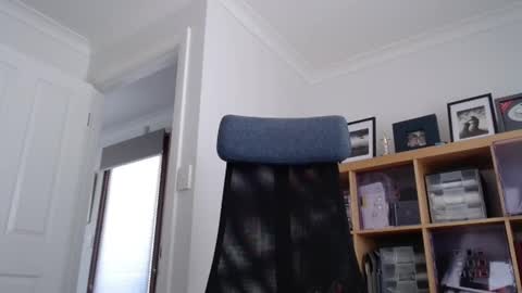 Snapshot of acronyms69 chatting on December 3, 2025, 4:09 am acronyms online show from December 3, 2025, 4:09 am