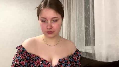 adele_veli online show from January 7, 2025, 12:52 pm