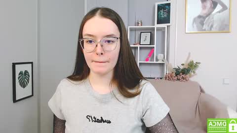 Snapshot of adelina_bb chatting on December 1, 2024, 9:15 pm Adelina online show from December 1, 2024, 9:15 pm