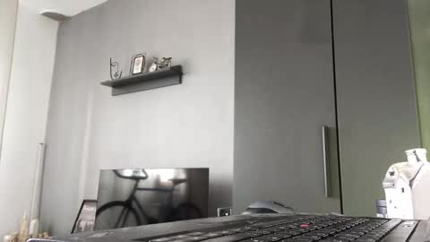 Snapshot of adrianohunt chatting on February 23, 2026, 12:57 pm Adriano online show from February 23, 2026, 12:57 pm