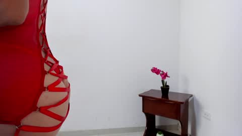 Lorena online show from December 5, 2024, 2:44 pm