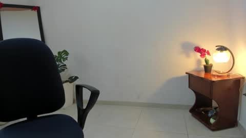 Lorena online show from September 29, 2025, 2:33 pm