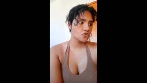 agnesethereal online show from February 15, 2026, 12:25 pm