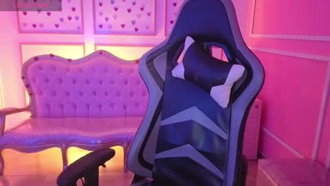 Snapshot of ailen_t_ chatting on September 20, 2025, 2:34 am ailen online show from September 20, 2025, 2:34 am