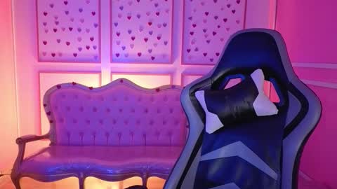 Snapshot of ailen_t_ chatting on September 27, 2025, 3:00 am ailen online show from September 27, 2025, 3:00 am