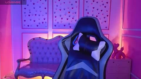 Snapshot of ailen_t_ chatting on October 10, 2025, 3:05 am ailen online show from October 10, 2025, 3:05 am