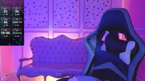 Snapshot of ailen_t_ chatting on October 14, 2025, 2:34 am ailen online show from October 14, 2025, 2:34 am