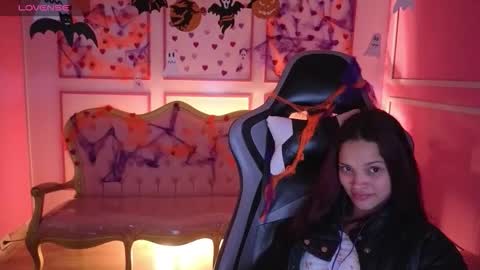 Snapshot of ailen_t_ chatting on October 27, 2025, 2:15 am ailen online show from October 27, 2025, 2:15 am