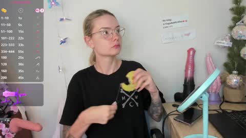 Aimee Jay online show from December 26, 2024, 2:12 am