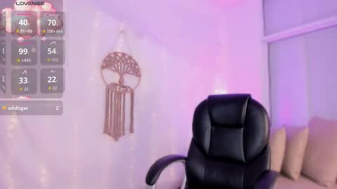 Snapshot of aisha_sakina chatting on October 2, 2025, 11:34 pm aisha online show from October 2, 2025, 11:34 pm