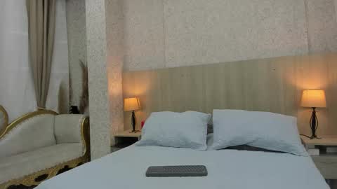 Aisha online show from February 6, 2026, 3:44 am