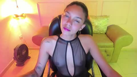 Snapshot of aitana_kahlo chatting on February 8, 2026, 7:06 pm Aitana online show from February 8, 2026, 7:06 pm