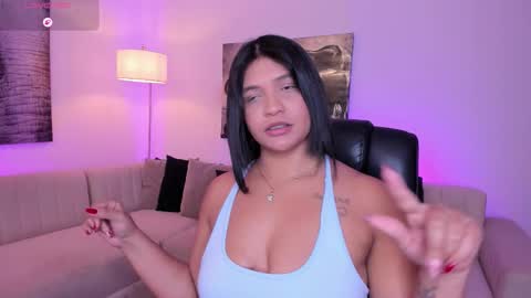 Snapshot of alaiia7 chatting on January 6, 2026, 7:39 pm Alaia online show from January 6, 2026, 7:39 pm