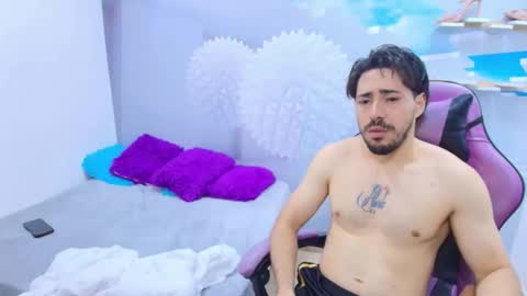 Snapshot of alan_allexander chatting on February 13, 2026, 3:24 am ALAN online show from February 13, 2026, 3:24 am