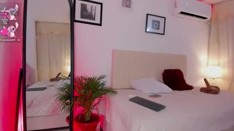 alana_ada online show from October 16, 2025, 2:23 am