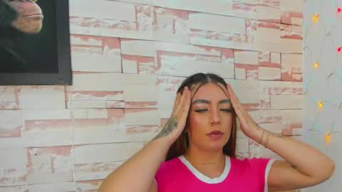 Snapshot of alana_gray3 chatting on February 24, 2025, 5:11 am alana_gray3 online show from February 24, 2025, 5:11 am