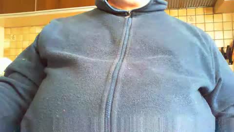 Snapshot of albert29 chatting on October 15, 2025, 3:56 pm albert29 online show from October 15, 2025, 3:56 pm