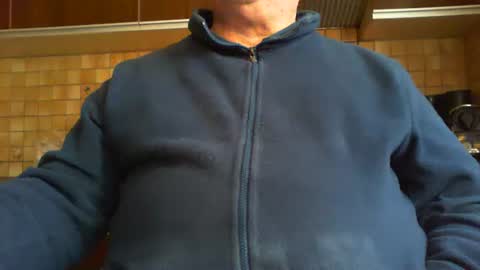 Snapshot of albert29 chatting on October 16, 2025, 3:46 pm albert29 online show from October 16, 2025, 3:46 pm