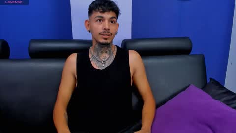 Snapshot of aleking13 chatting on October 3, 2025, 12:57 pm aleking13 online show from October 3, 2025, 12:57 pm