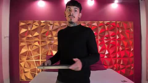 Snapshot of aleking13 chatting on October 13, 2025, 12:49 pm aleking13 online show from October 13, 2025, 12:49 pm