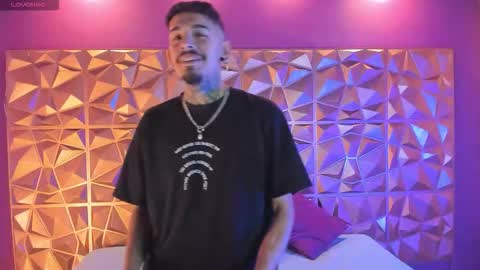 Snapshot of aleking13 chatting on October 22, 2025, 12:16 pm aleking13 online show from October 22, 2025, 12:16 pm