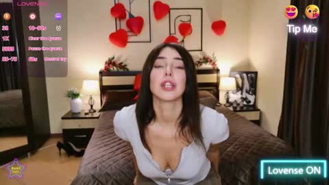 Snapshot of alenacoplan chatting on February 18, 2026, 10:06 pm AlenaCoplan online show from February 18, 2026, 10:06 pm