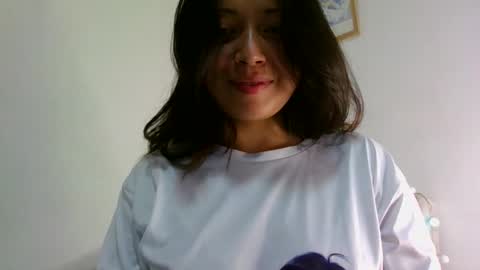 QUEEN OFF MILk  IM BACK  15 NOV online show from March 2, 2026, 1:18 pm