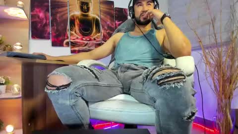 ALESSANDRO  WYE online show from February 5, 2025, 11:28 pm