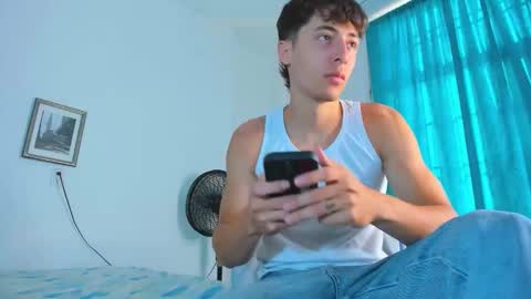 Snapshot of alessandro_dybala chatting on February 28, 2026, 12:28 pm Alessandro Dybala online show from February 28, 2026, 12:28 pm