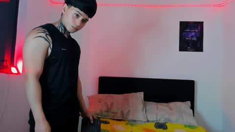 Alessandro online show from February 1, 2025, 3:19 am