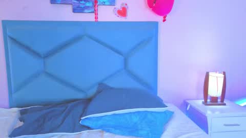 Snapshot of alesweett chatting on February 25, 2026, 12:26 pm AleSweett online show from February 25, 2026, 12:26 pm