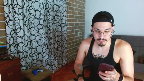 Snapshot of aleviz chatting on February 15, 2026, 7:51 am aleviz online show from February 15, 2026, 7:51 am