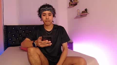 Alexis online show from September 10, 2025, 2:33 am