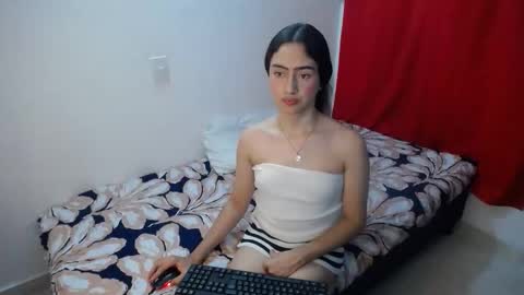 Snapshot of alexis_brown11 chatting on February 17, 2026, 1:35 am -- ALEXIS -- online show from February 17, 2026, 1:35 am