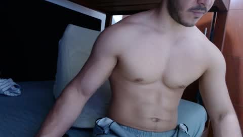 Snapshot of alexsb1998 chatting on February 2, 2025, 1:45 am alexsb1998 online show from February 2, 2025, 1:45 am