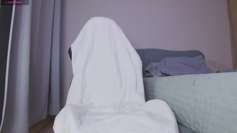 Alex   freelance model  instagram alex b229 online show from November 20, 2025, 10:42 pm