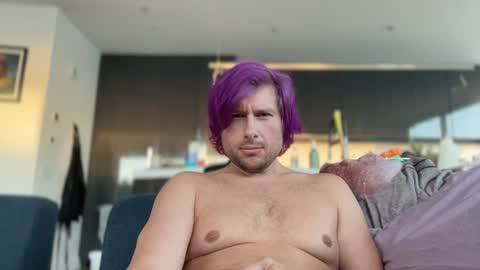 Snapshot of alibastersword chatting on December 3, 2024, 12:13 am Luke online show from December 3, 2024, 12:13 am