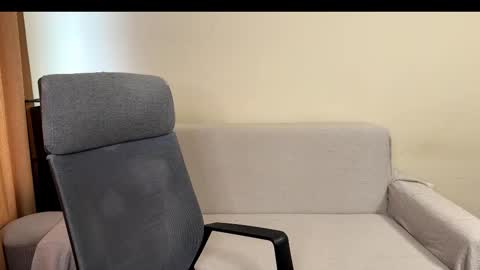 alicekollt online show from November 24, 2025, 11:21 am