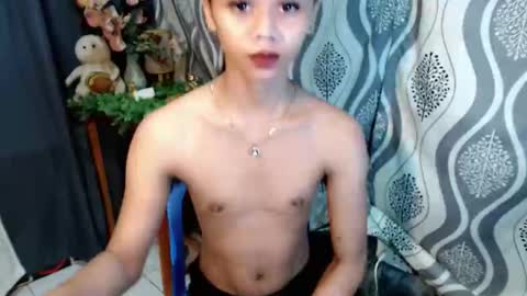 Snapshot of aliexagrey chatting on February 1, 2026, 9:57 pm aliexagrey online show from February 1, 2026, 9:57 pm