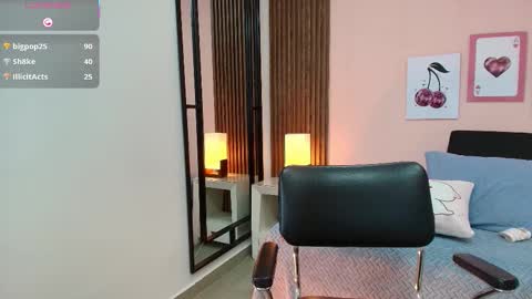 Snapshot of alina_martinelli chatting on January 5, 2026, 5:27 pm Alina online show from January 5, 2026, 5:27 pm