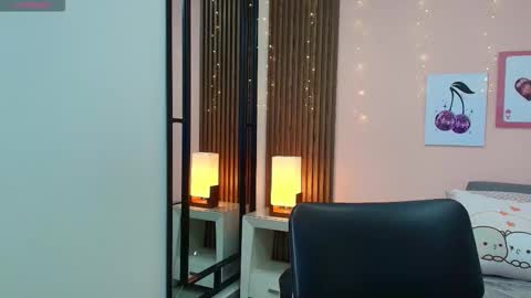 Snapshot of alina_martinelli chatting on February 16, 2026, 11:28 am Alina online show from February 16, 2026, 11:28 am