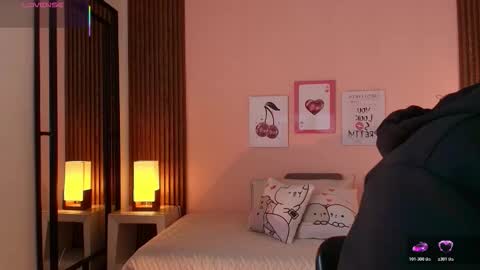 Snapshot of alina_martinelli chatting on February 25, 2026, 11:31 am Alina online show from February 25, 2026, 11:31 am