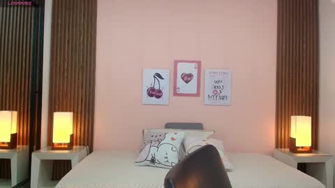 Snapshot of alina_martinelli chatting on February 26, 2026, 11:42 am Alina online show from February 26, 2026, 11:42 am