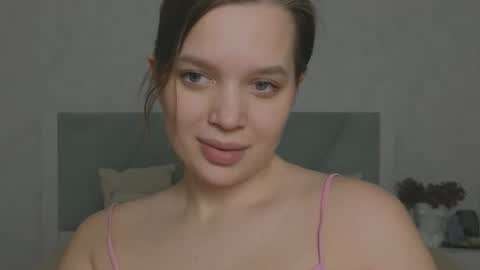 Snapshot of alina_vir chatting on February 3, 2026, 6:22 am alina_vir online show from February 3, 2026, 6:22 am