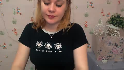 Snapshot of alisiakiss_ chatting on December 25, 2024, 2:34 pm Alisia online show from December 25, 2024, 2:34 pm