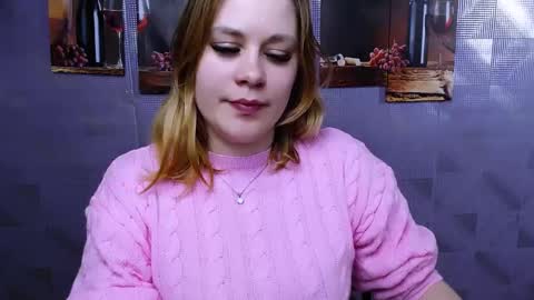 Snapshot of alisiakiss_ chatting on February 4, 2025, 10:21 am Alisia online show from February 4, 2025, 10:21 am