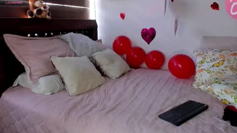 Snapshot of alizmarias chatting on September 21, 2025, 3:02 pm Andrea..... online show from September 21, 2025, 3:02 pm