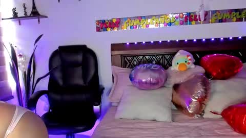 Snapshot of alizmarias chatting on February 3, 2026, 7:41 pm Andrea..... online show from February 3, 2026, 7:41 pm