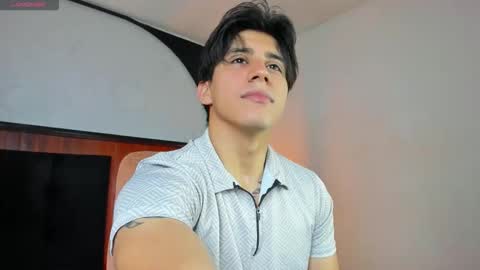 Snapshot of allexcano chatting on February 22, 2026, 8:29 pm Allex online show from February 22, 2026, 8:29 pm